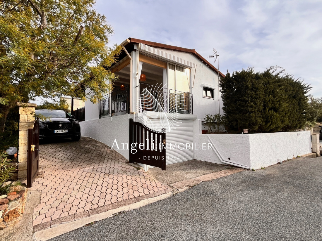 Vente Maison 45m² 3 Pièces à Roquebrune-sur-Argens (83520) - Angeli Immobilier