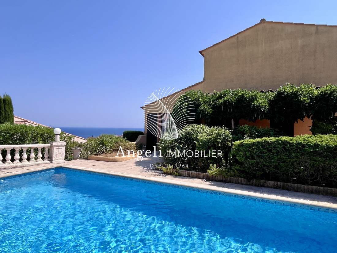 Maison 6 pièces 135 m² · à Fréjus · 135 m² · 950 000 €